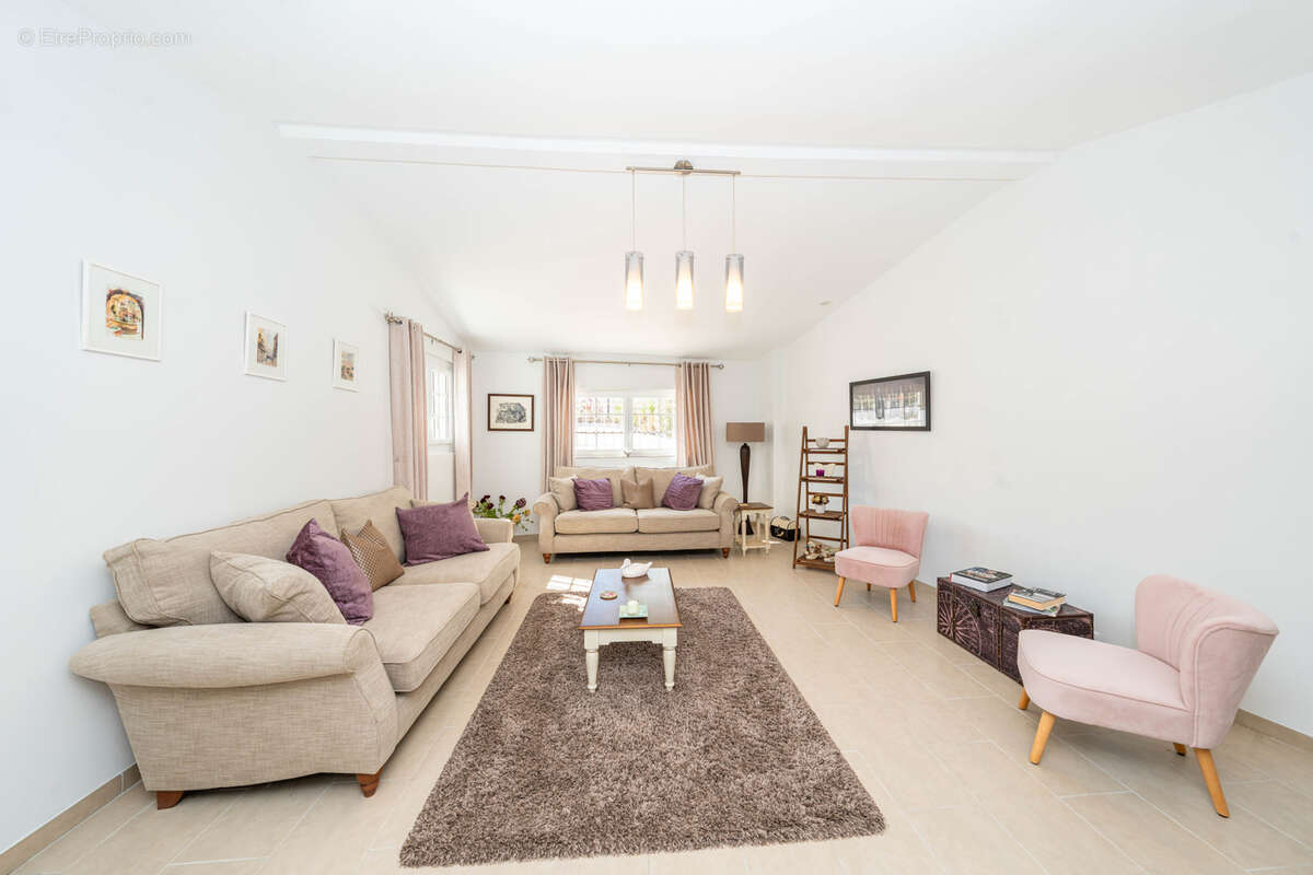 Maison à LA COLLE-SUR-LOUP