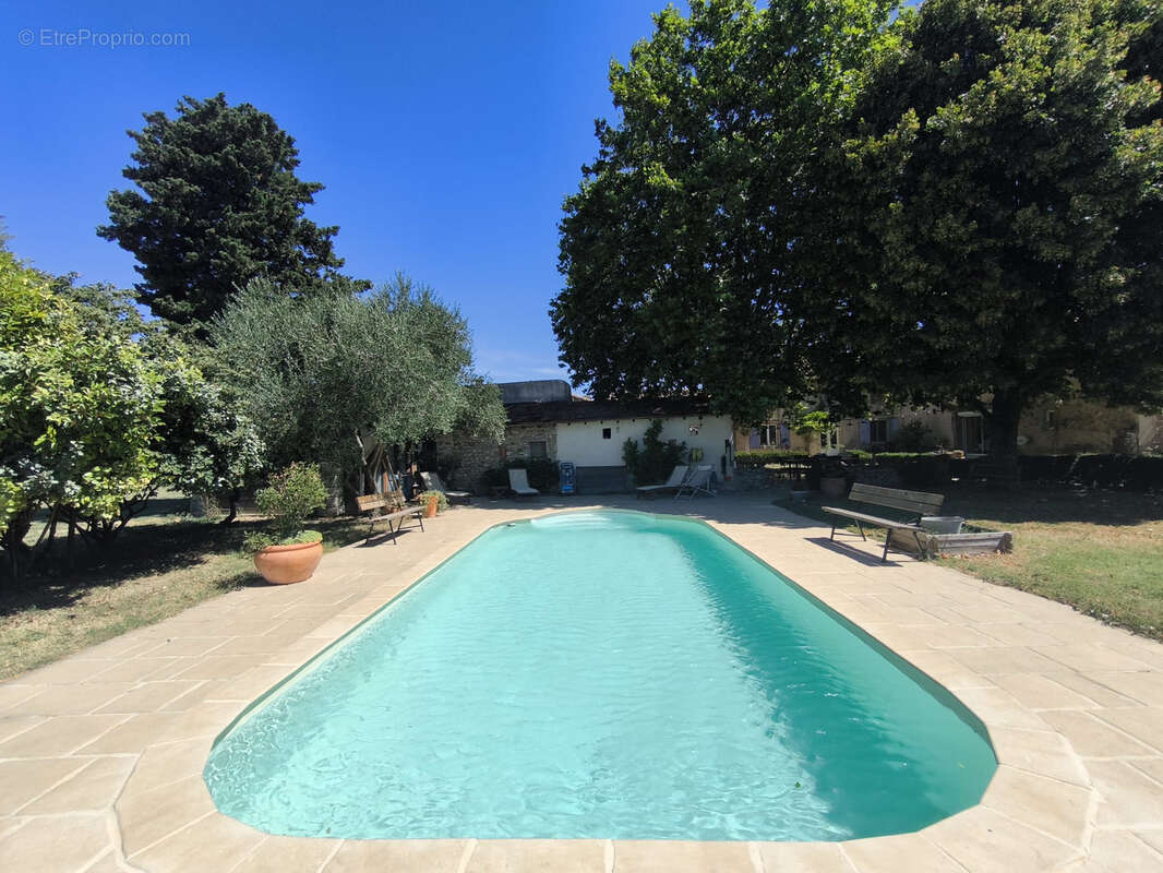 Eurre. parc 4300 m2. corps de ferme 270 m2 + 80 m2 attenant. dependances sur 670 m2. piscine - photo 9