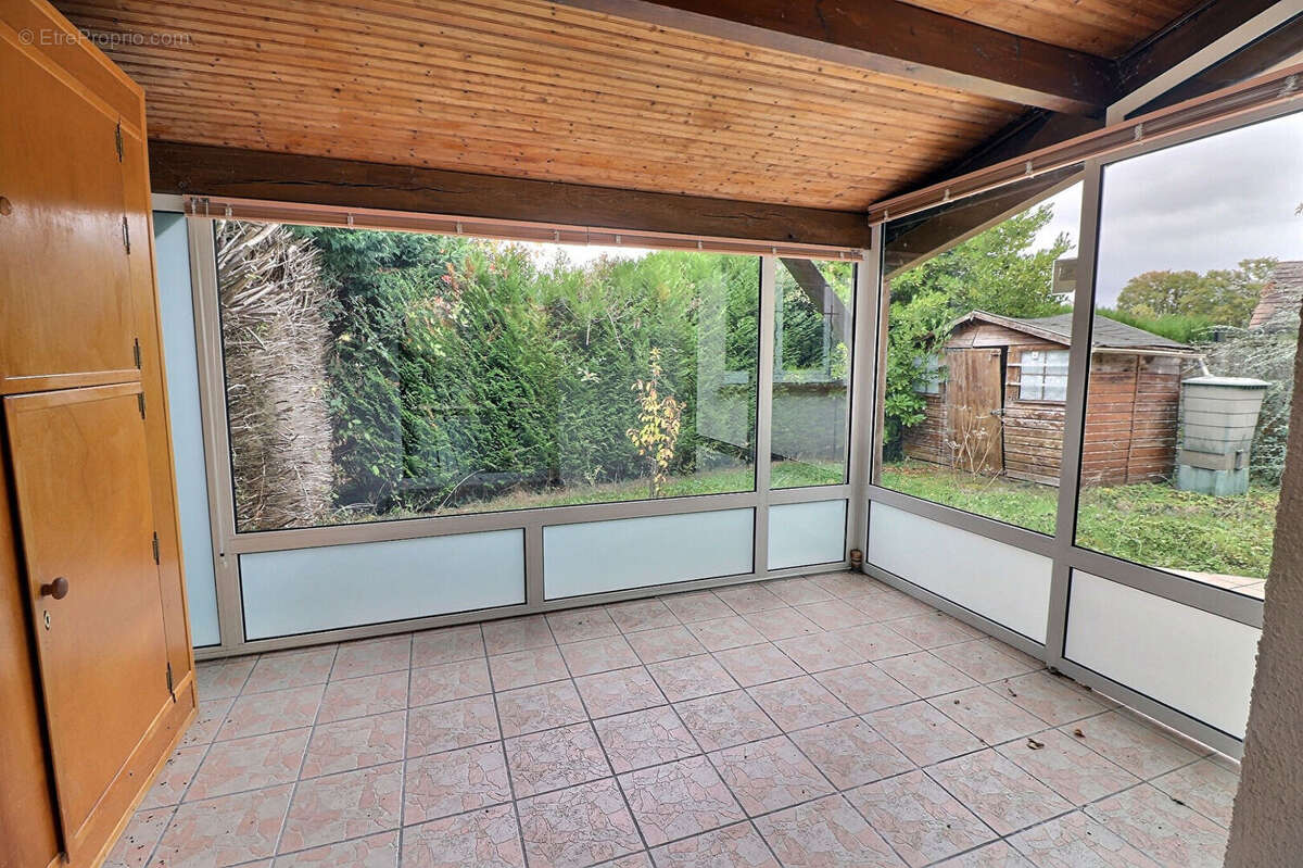 Maison à LE PERRAY-EN-YVELINES