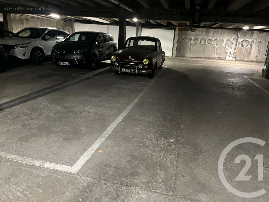 Parking à LYON-7E