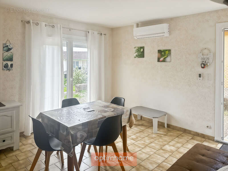 Appartement à MARGUESTAU
