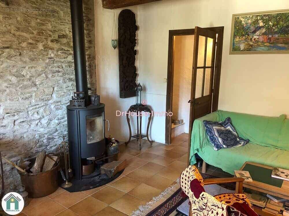 Maison à CUXAC-CABARDES