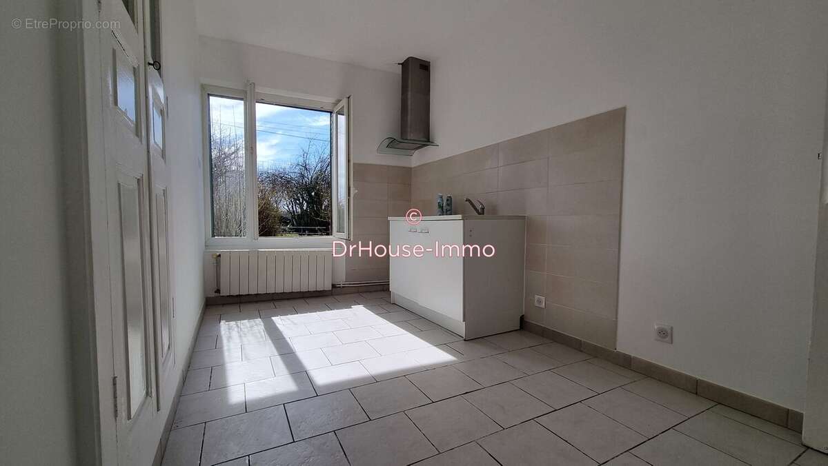 Maison à LOURDOUEIX-SAINT-PIERRE