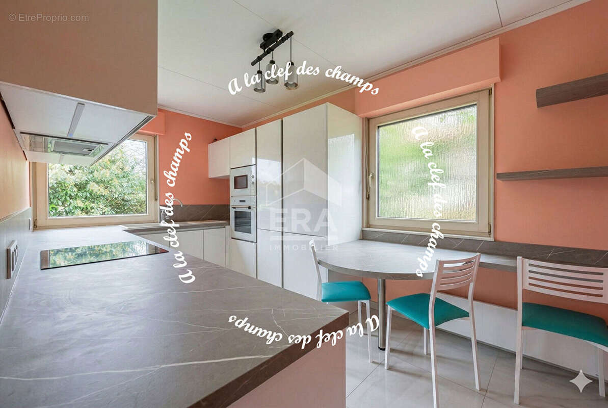 Maison à GIF-SUR-YVETTE