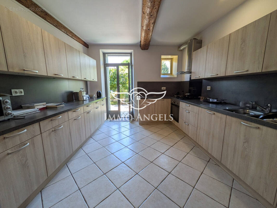 Maison 255 m² à Cazedarnes  - photo 6