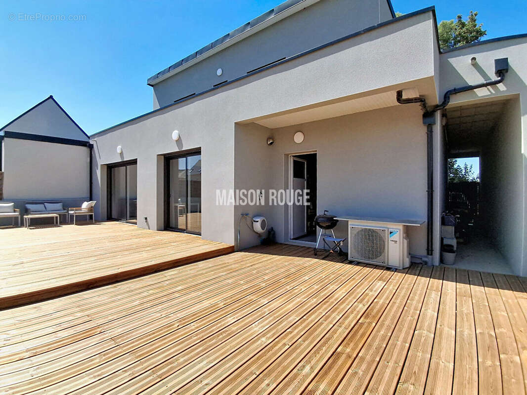 Une maison contemporaine d'exception, entre confort, élégance et sérénité - 2023 - Coup de coeur assuré - PLOUFRAGAN - photo 2