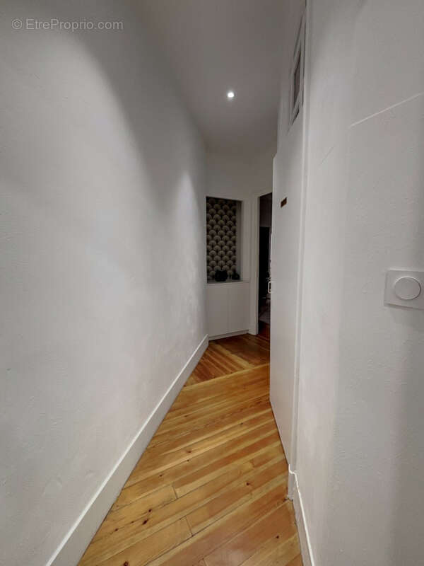 TOULOUSE   JEANNE D’ARC / BD DE STRASBOURG local commercial ou professionnel 80 m2 - photo 8