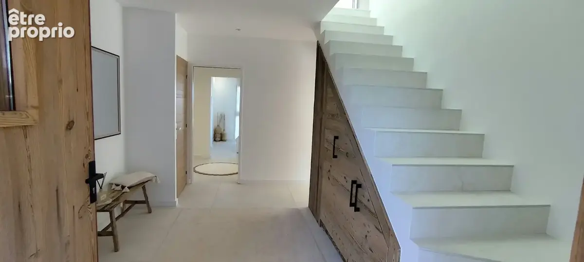 Maison, 4 Chambres, entièrement rénovée avec 3 suites parentales et piscine sur 1500 m2 de terrain - photo 7