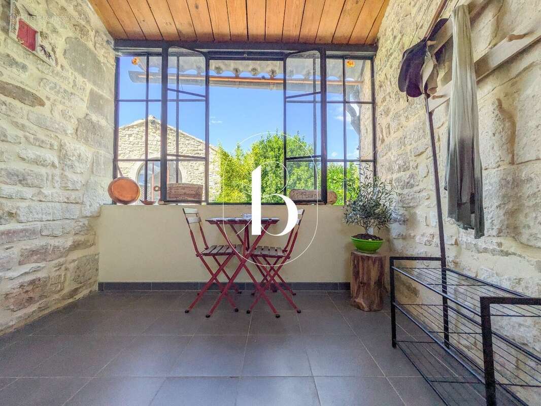 Maison à BARJAC