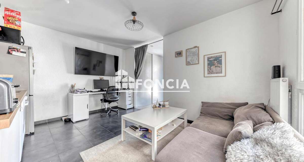 Appartement à LYON-8E
