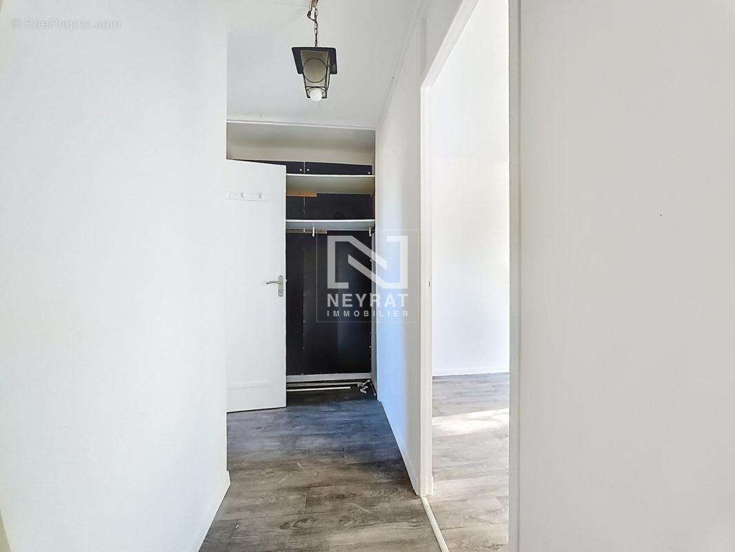 Appartement à FREJUS