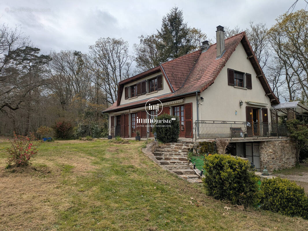 Maison à SAINT-YRIEIX-SOUS-AIXE