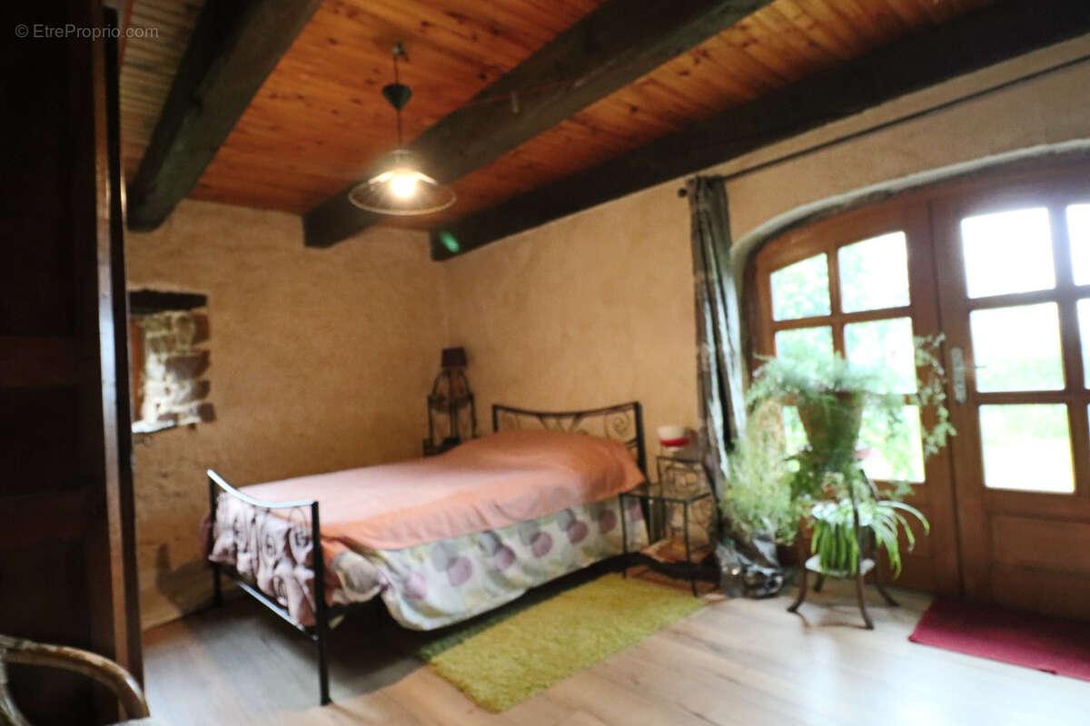 Maison à LARODDE