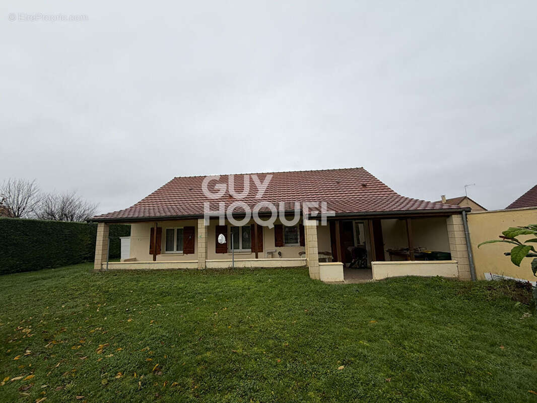 Maison à BERRY-BOUY