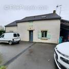 Maison à SAINT-ETIENNE-DE-MONTLUC