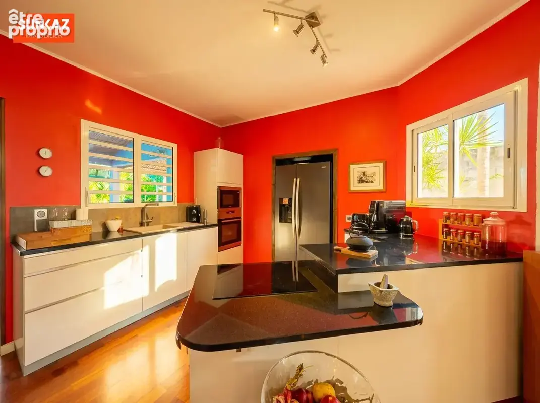 Maison 5 pièces 257 m² à vendre à Saint-Pierre (97410) - photo 8