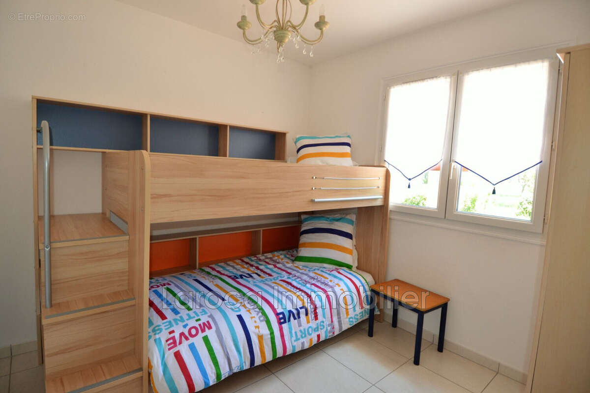 Maison à SAINT-GENIS-DES-FONTAINES