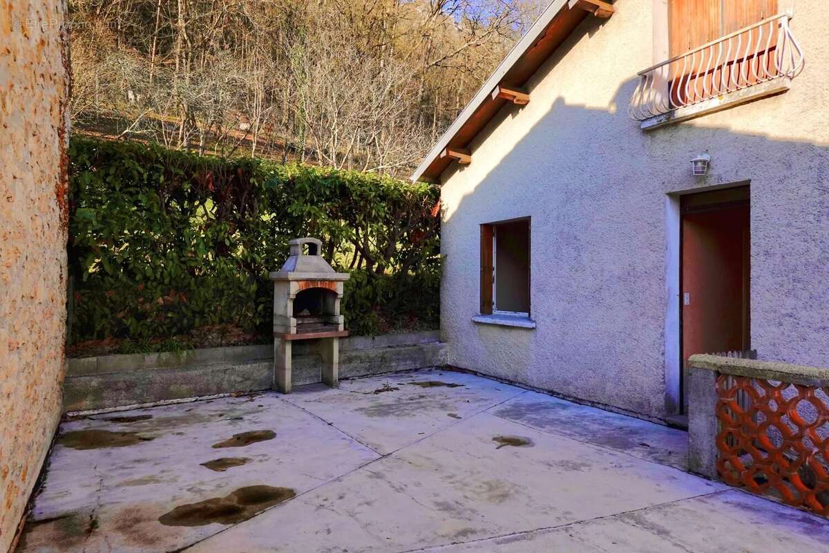 Maison à LE MAS-D'AZIL