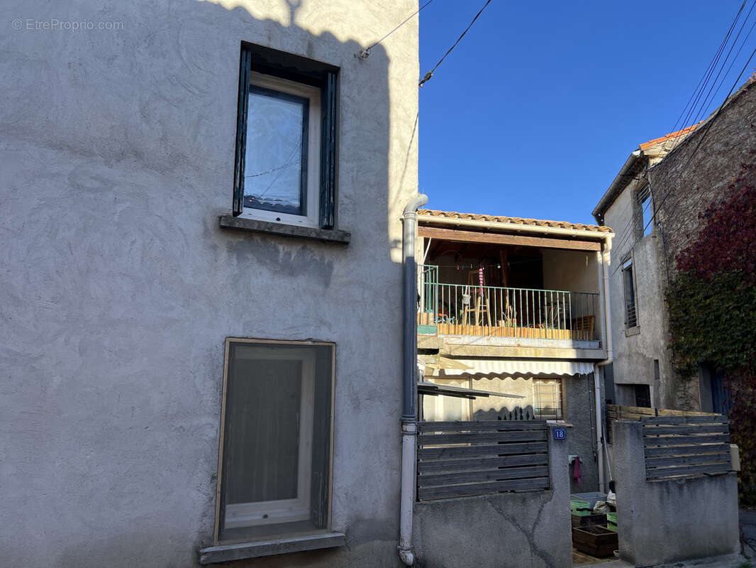 Maison à LAURE-MINERVOIS