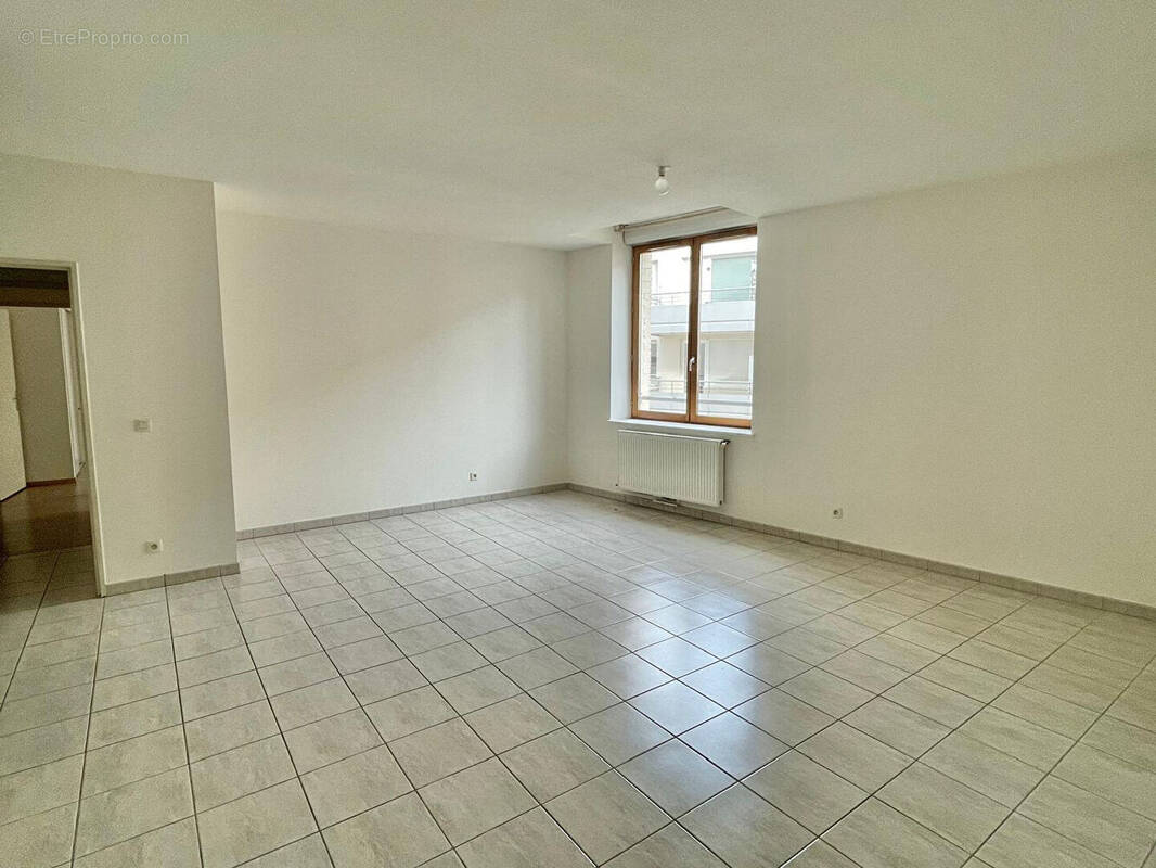 Appartement à BOURGOIN-JALLIEU