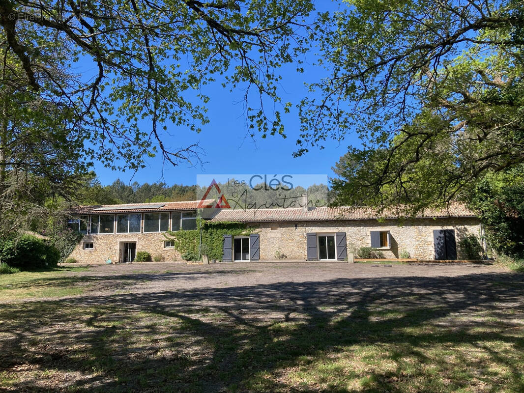 Maison à LEOGEATS