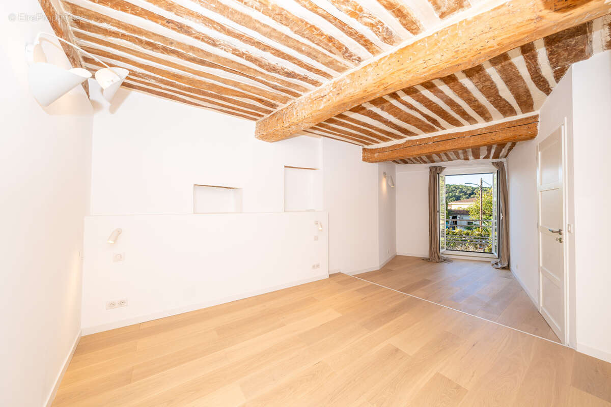 Maison à LA COLLE-SUR-LOUP