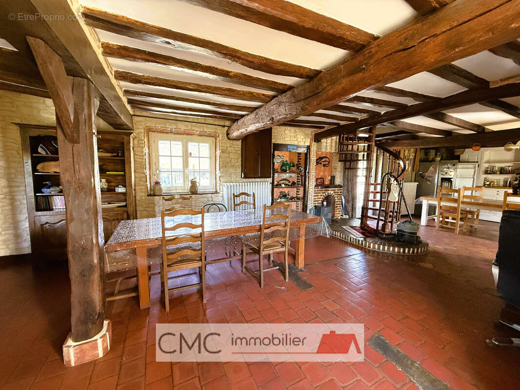 Maison à ERMENONVILLE-LA-GRANDE