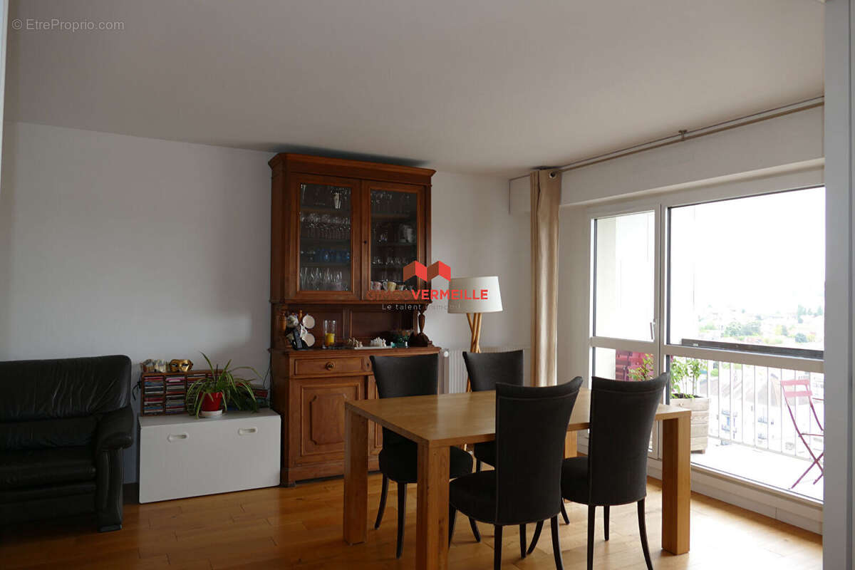 Appartement à RUEIL-MALMAISON