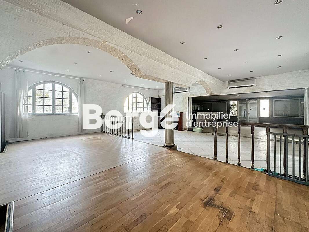 Commerce à CAGNES-SUR-MER