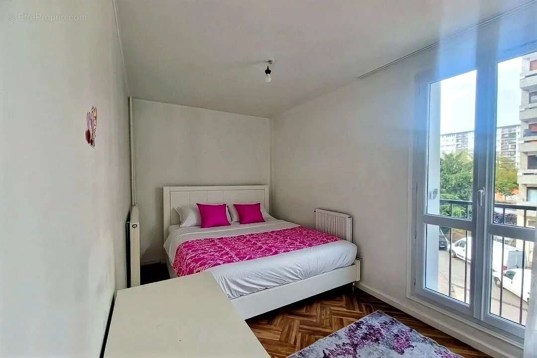 Appartement à NOISY-LE-SEC