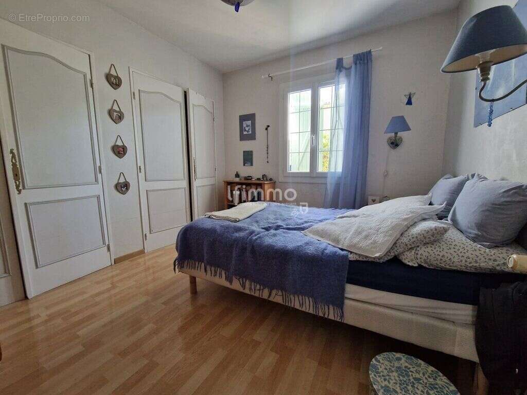 Villa T7 avec piscine, garage et terrain - photo 6