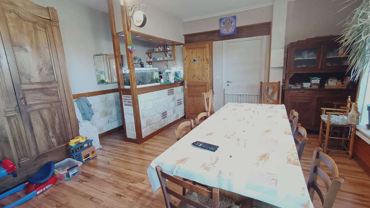 Maison à TONNAY-CHARENTE