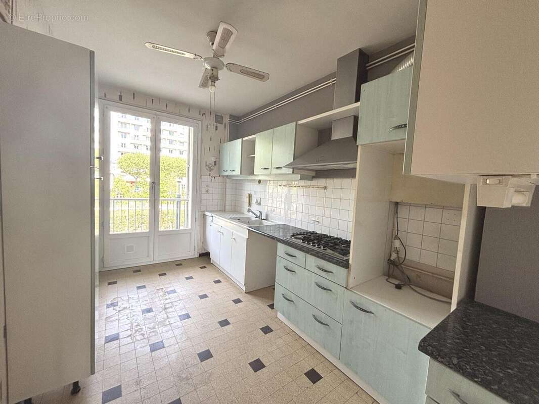Appartement à ROMANS-SUR-ISERE