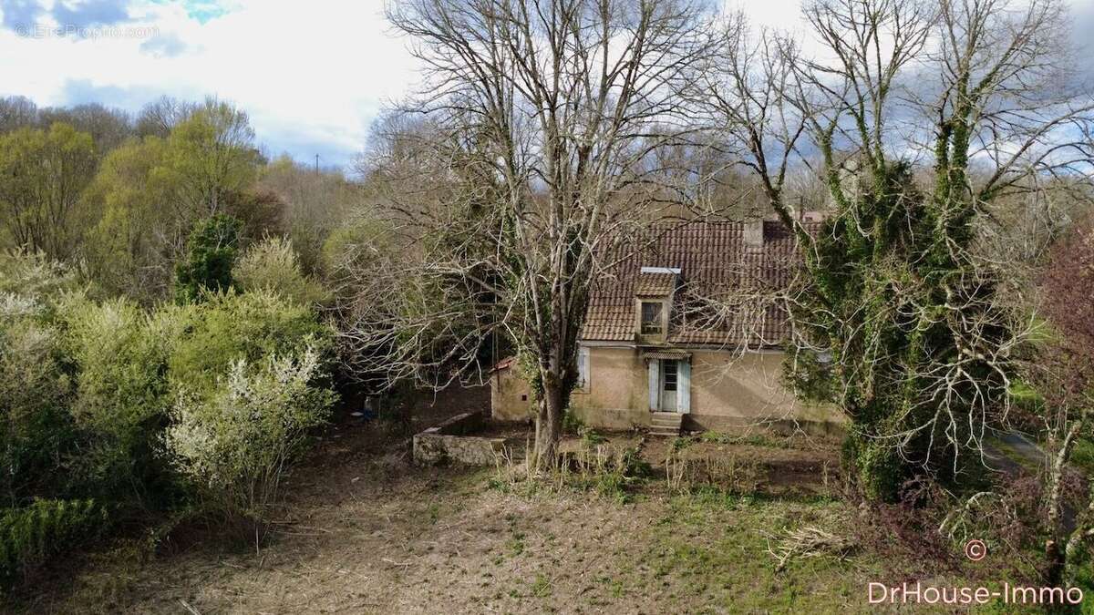 Maison à MAUZENS-ET-MIREMONT