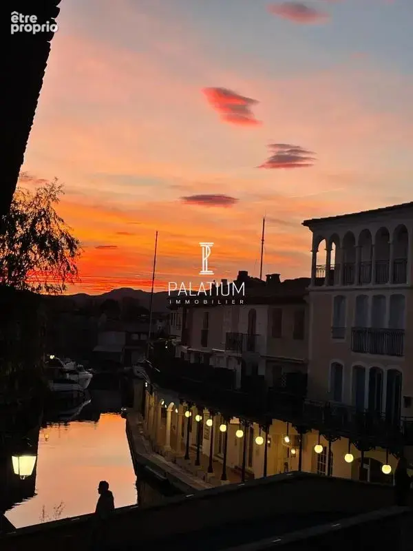 Rare à Port-Grimaud - Appartement 81 m² avec mezzanines en b - photo 14