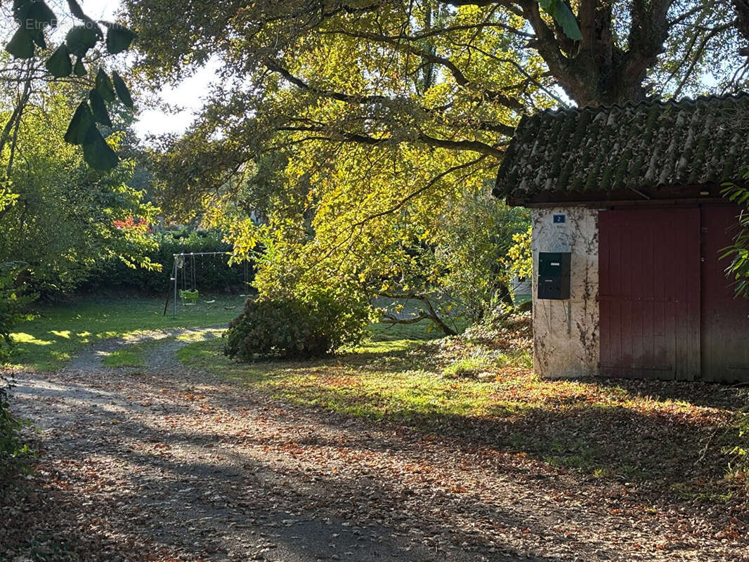 Maison à SERRES-CASTET