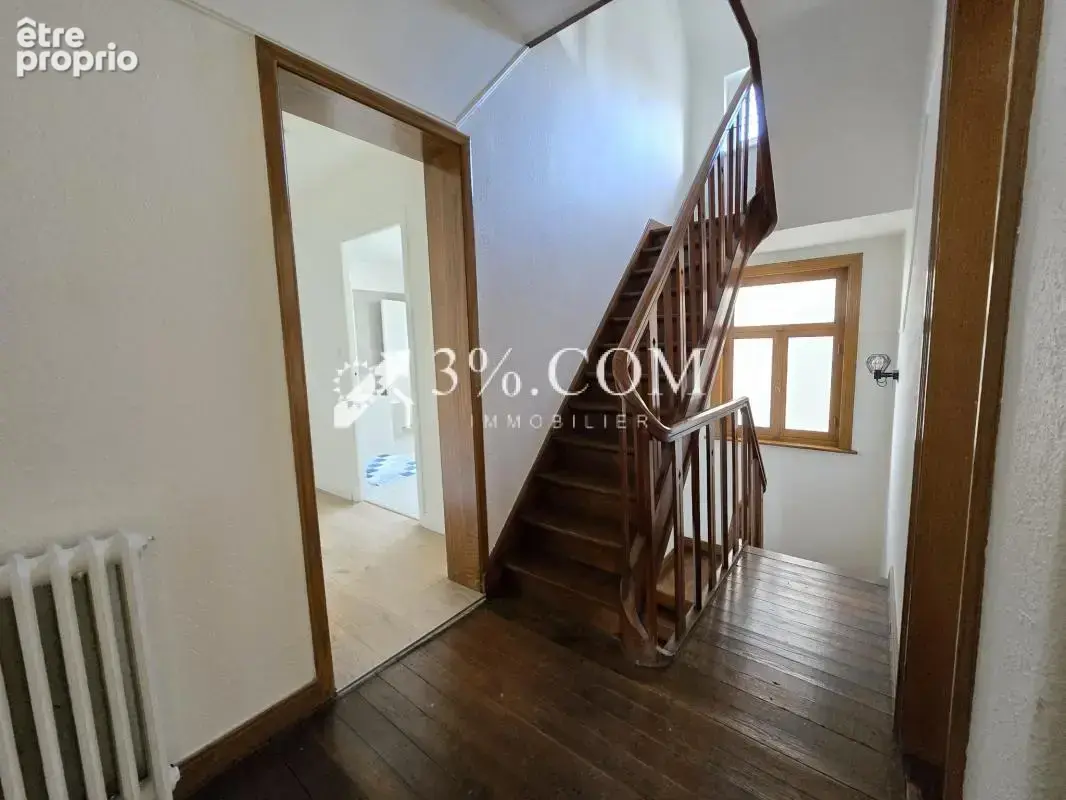 Maison semi-ndividuelle avec 4 chambres, un garage et un gra - photo 23