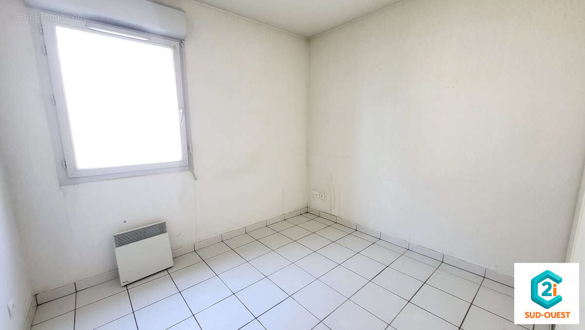 Appartement 62 m² à Cazeres  - photo 7