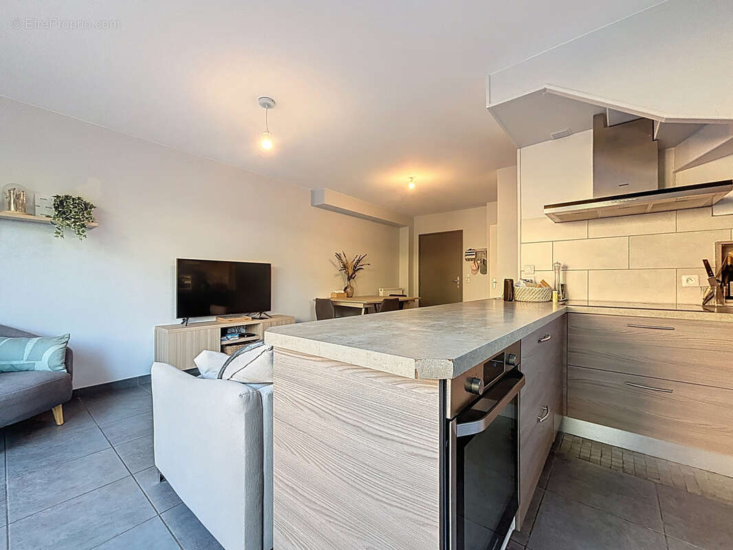 Appartement à DRUMETTAZ-CLARAFOND