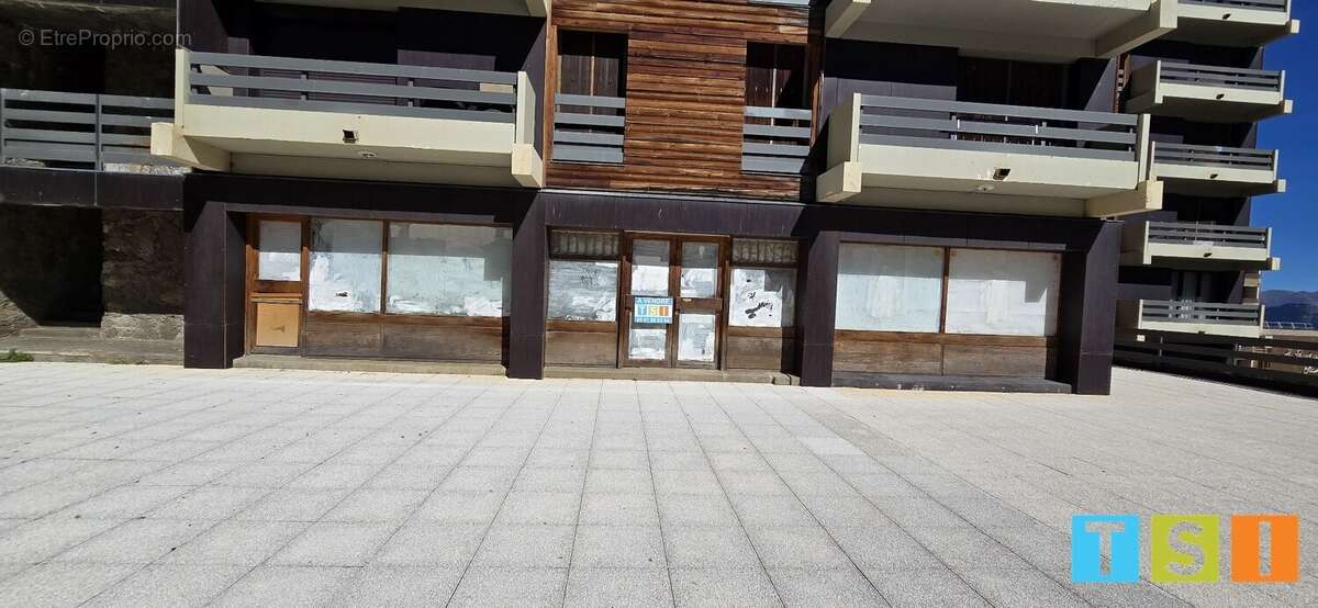 Commerce à GOUAUX-DE-LARBOUST