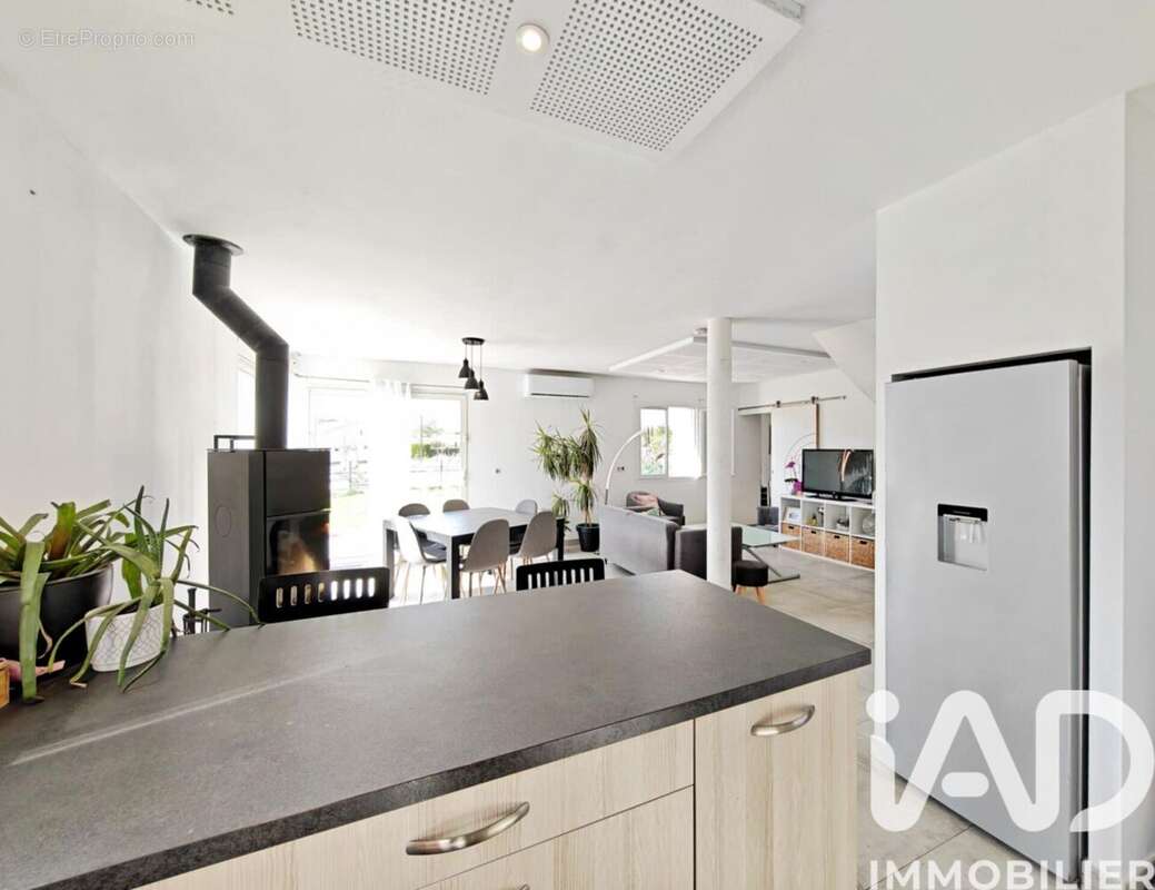 Photo 4 - Maison à LORIOL-DU-COMTAT