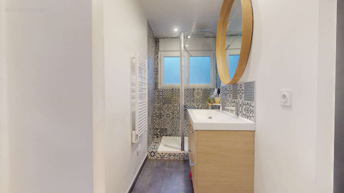 Appartement à SARTROUVILLE