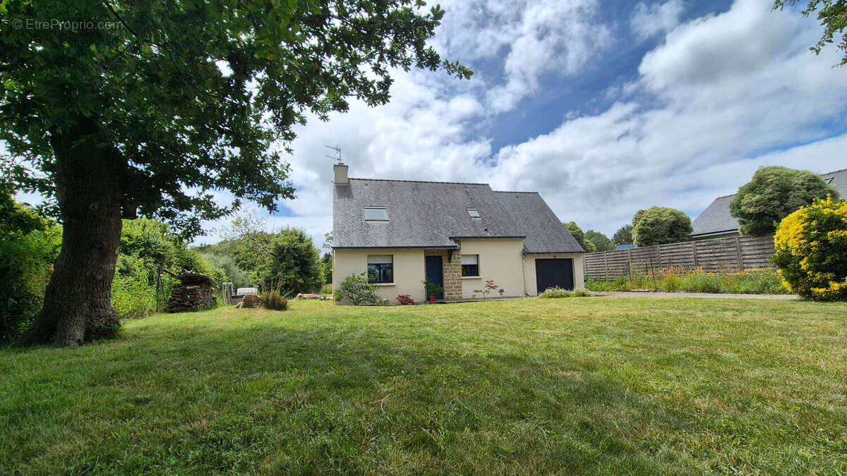 Maison à CLOHARS-CARNOET