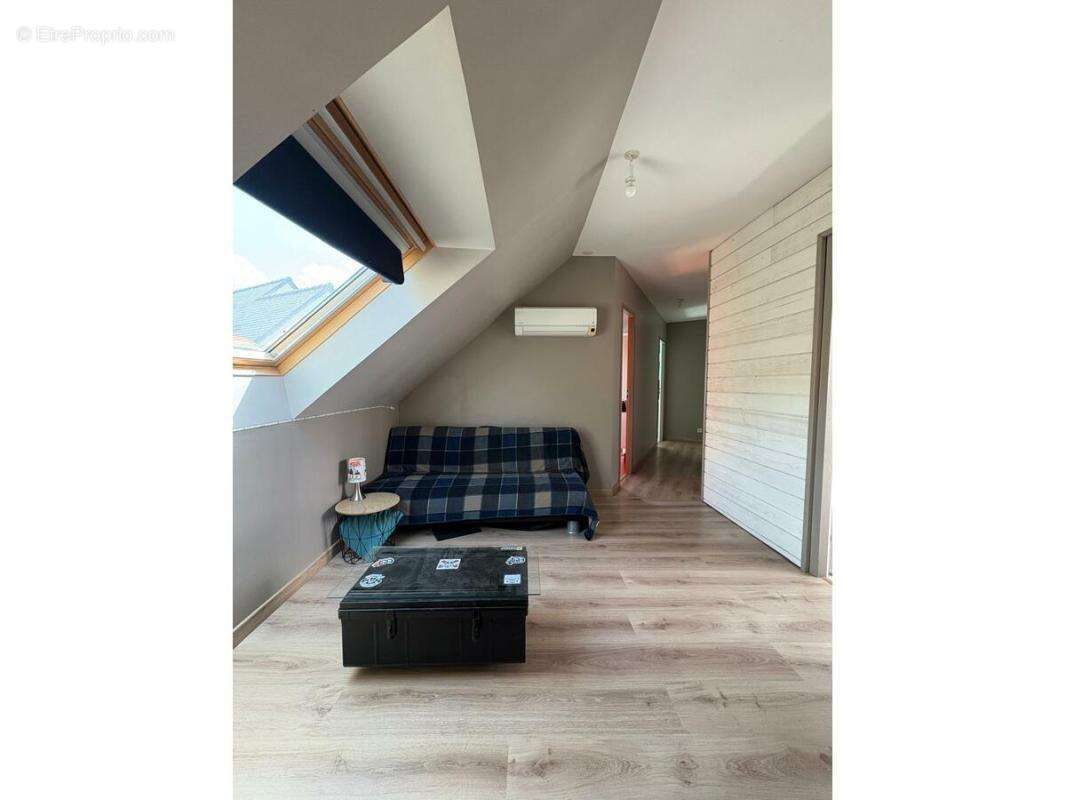 Maison à LA MEMBROLLE-SUR-LONGUENEE