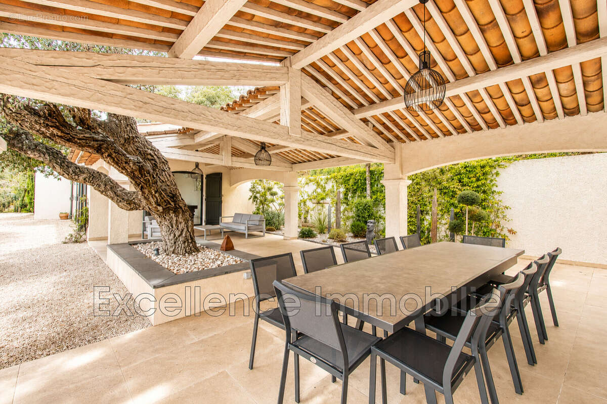 Maison 235 m² à Sainte-Maxime  - photo 6