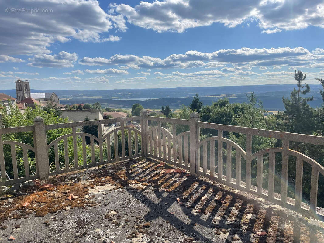 Immeuble sur le chemin de Stevenson, idéal investissement - photo 2