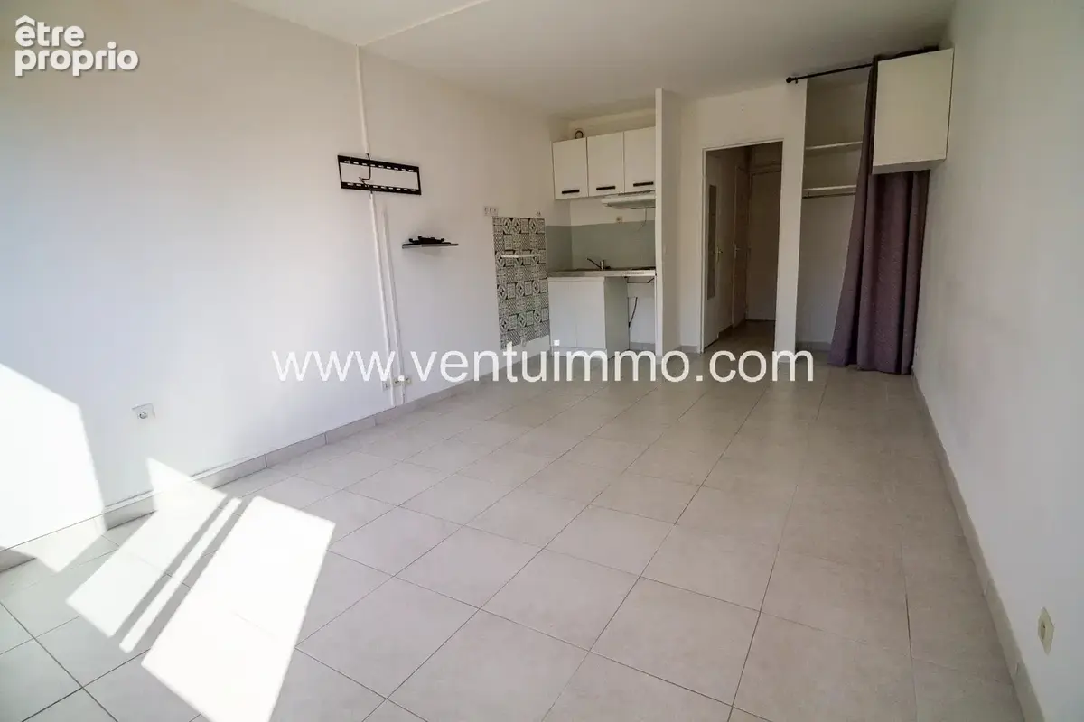 FRÉJUS Centre - TOURRACHE  Studio 27 m², piscine, tennis - photo 5