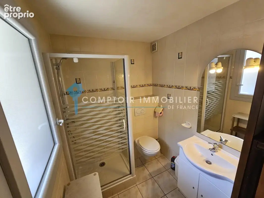 Dpt Haute Garonne31- A vendre Bagnères de Luchon 31110- Appartement T2 bis de 54 m2 avec terrasse - photo 3