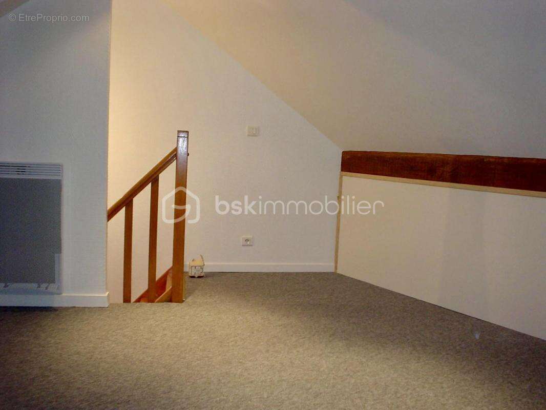 Maison à COURCOURONNES