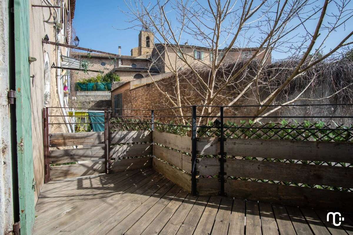 Maison à POURRIERES